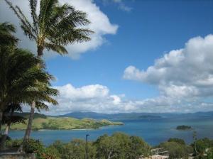 //www.tripadvisor.com/LocationPhotos-g255074-Great_Barrier_Reef_Queensland.html