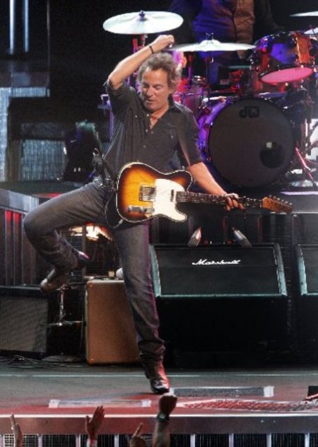 large_aptopix_bruce_springsteen http://www.nj.com/springsteen/index.ssf/2007/10/bruce_at_the_garden.html
