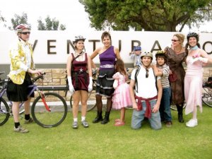 4252_77332381133_640796133_1835649_374896_n