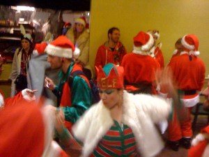 Santacon elves ice skate in Pershing Square SF 2009